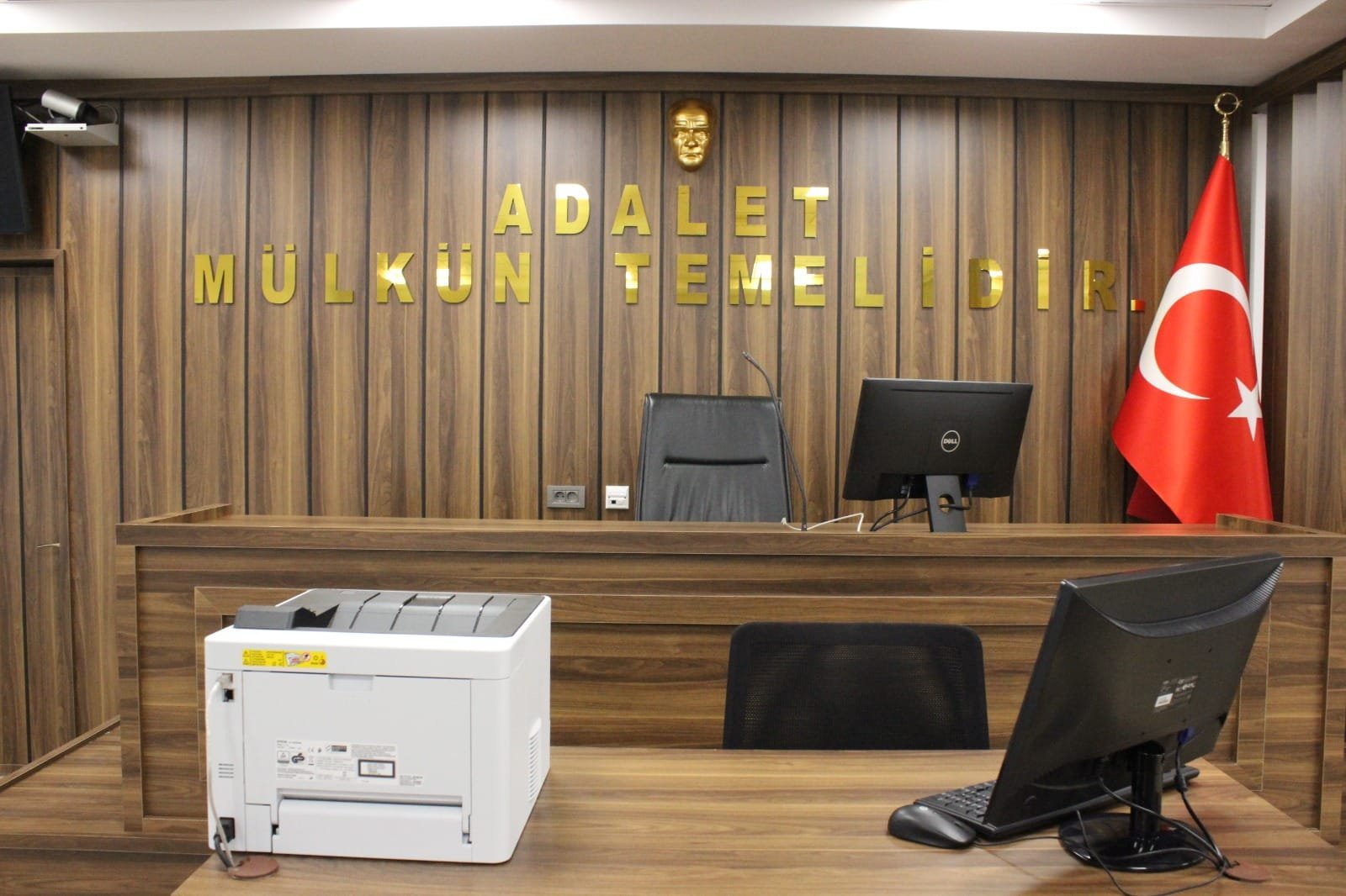 569ae394-95b6-4415-aff8-89b675fee871b18d927d-177b-4859-ba00-88e448e92846